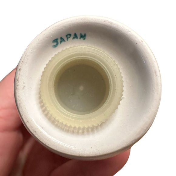 Vintage MCM 1960 Franciscan Merry Go Round Salt & Pepper Shakers Porcelain - Picture 3 of 3